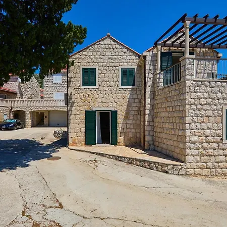 Villa Hedera Estate, Hedera Ix